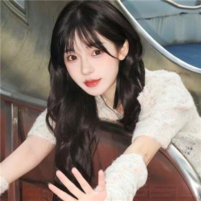 怎么办!高冷教官一亲就红温